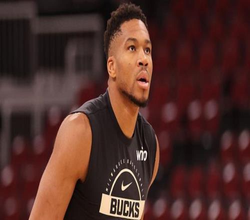 字母哥：还能在NBA打6到8年梦想是在希腊球队结束职业生涯