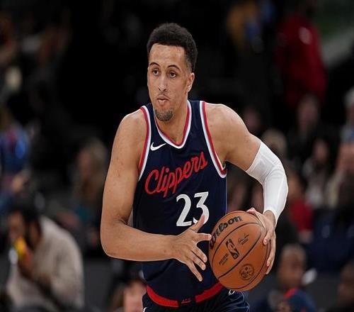 快船为两名昔日首轮秀送出训练营合同，但他们大概率都会被裁掉