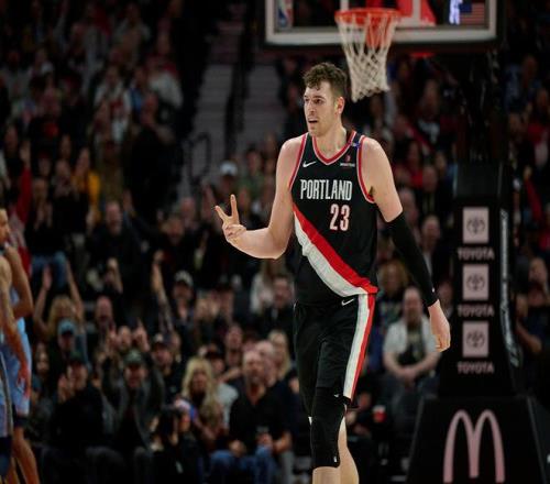 杨瀚森排25&克林根未上榜！拓媒：克林根场均6.5+7.9+1.6&新秀2阵