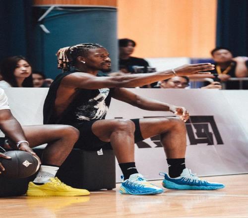 豪爽巴特勒中国行来北京姚明请客吃高端私厨,梅奥作陪JB尽情饕餮