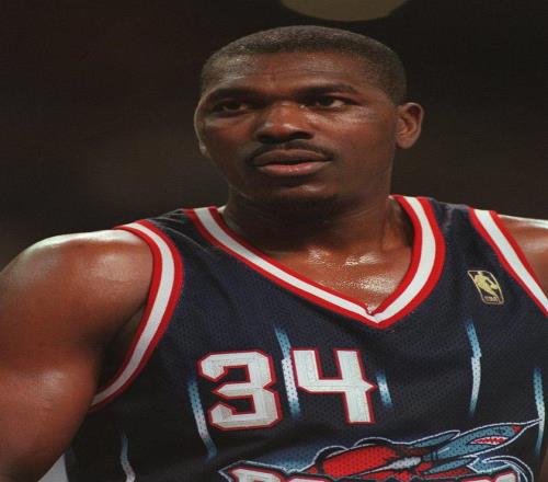 美记：瀚森内线技术在NBA已算不错你不能指望20岁的他像大梦一样