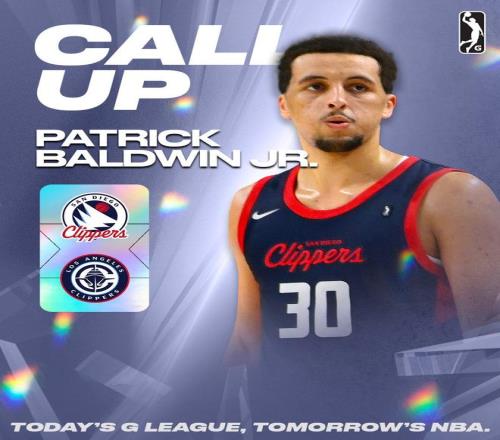 美记：快船训练营合同签下鲍德温与华盛顿，球队大名单来到19人