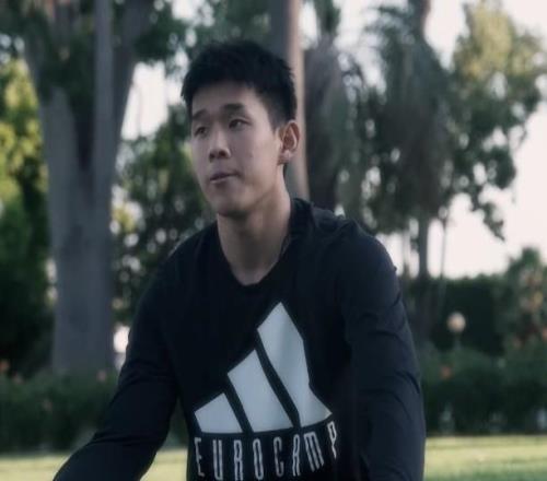 为何选择NCAA林葳：教练和团队亲口承诺，会把我带到NBA