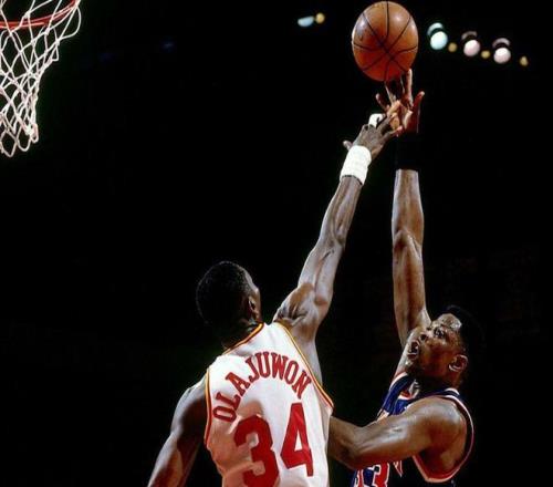 奥拉朱旺3830记盖帽记录有多难被打破邓肯都不行现役仅1人有戏