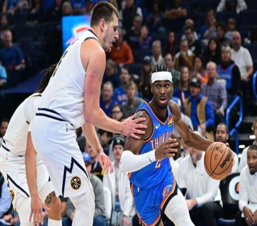 花8.1亿留三巨头，明知是坑仍然要跳！NBA实力最强队离解体不远了