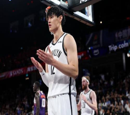 让人唏嘘！篮网正式裁掉曾凡博，认清现实后或重返CBA冲击总冠军