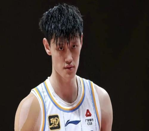 争抢NBA全明星后卫！CBA新赛季争冠格局有变，辽粤最新比赛