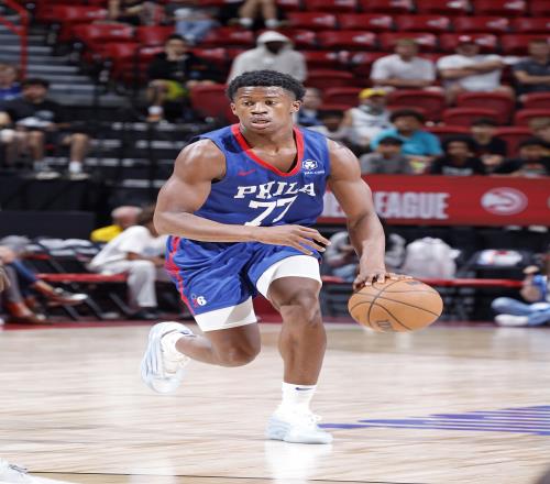 进NBA最想跟谁交手埃奇库姆：世界上的每个孩子都会说詹姆斯