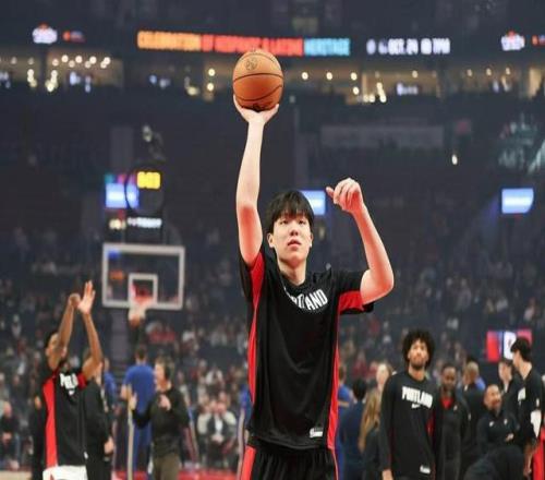 NBA季前赛杨瀚森谈落泪：当时内心情绪激动