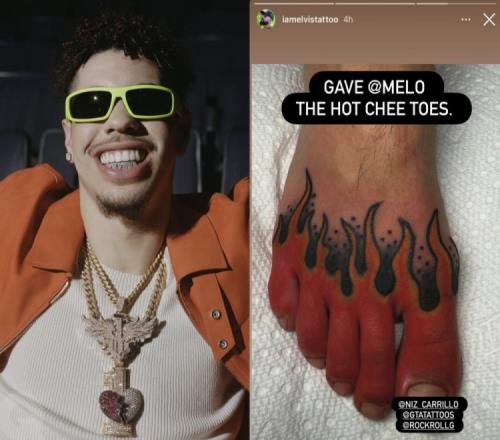 没地方纹了吗拉梅洛鲍尔在脚趾处再填纹身！