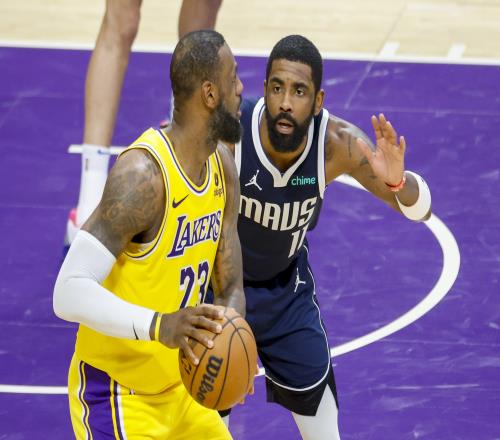 Stein：我相信詹姆斯对加盟独行侠有一定的兴趣那里熟人多