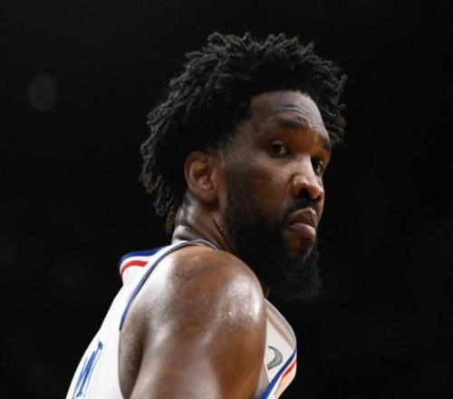 Shams：76人队希望恩比德能够在常规赛揭幕战中出场