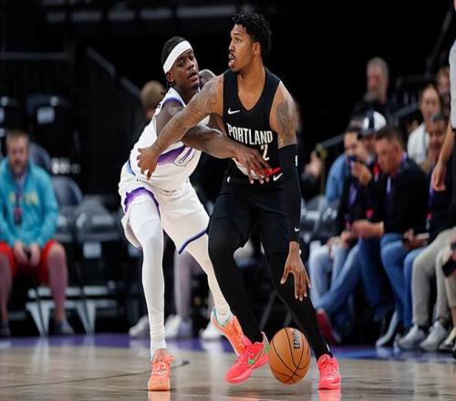 得分能力确实不错，但开拓者后场新秀的进攻选择也太糟糕了吧