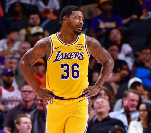 斯玛特：过去两年我只打了60场比赛，能来湖人是历史性时刻