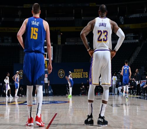 阿里纳斯：刷数据是比赛的一部分双煞&詹姆斯&约基奇都是如此