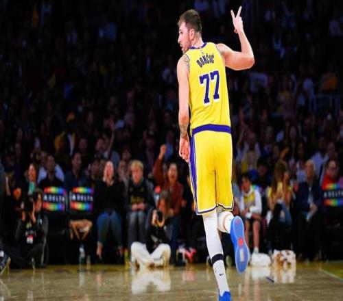 领袖风范，东契奇强调身体素质是湖人队取得成功的关键