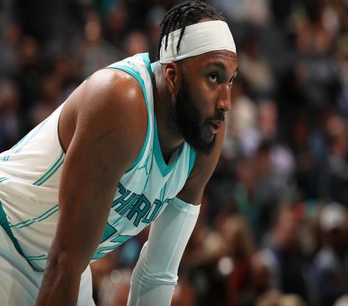 奥科吉底薪加盟！火箭拉满锋线和防守14人轮换是下季最强战队