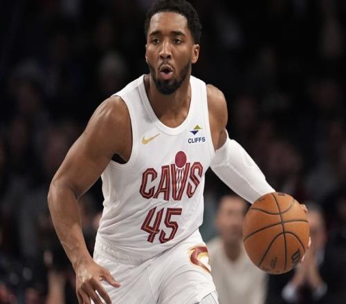 NBA球队巡礼：骑士东部诸强集体削弱，米切尔欲率队雪耻