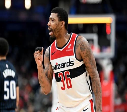 斯马特去了湖人