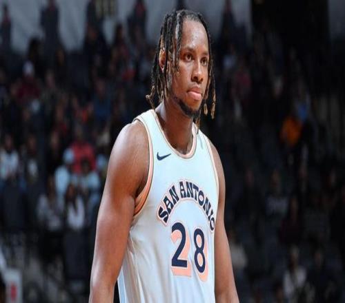 单场7+17，称霸NCAA的第一高中生，才24岁啊，无奈被裁无球可打！