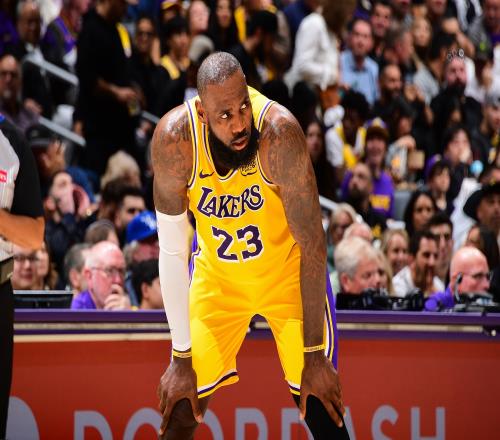 BS创始人：詹姆斯是湖人队史上最失败的人之一他毁了这支球队