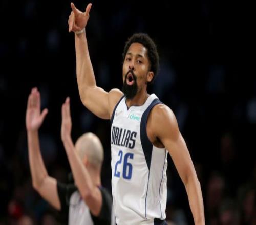 两位超级外援被NBA裁员！登陆CBA将改变争冠格局，首钢能否拿下