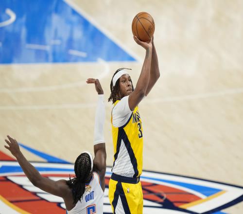 特纳谈加盟雄鹿：他们更看重我在争取我的过程中也更努力