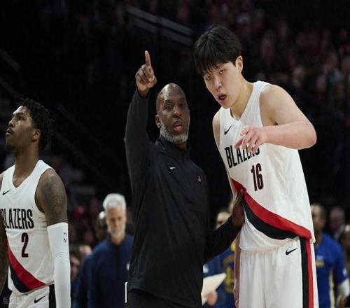 CCTV5直播，NBA开拓者PK森林狼，杨瀚森荣誉之战，保底砍8+4+3