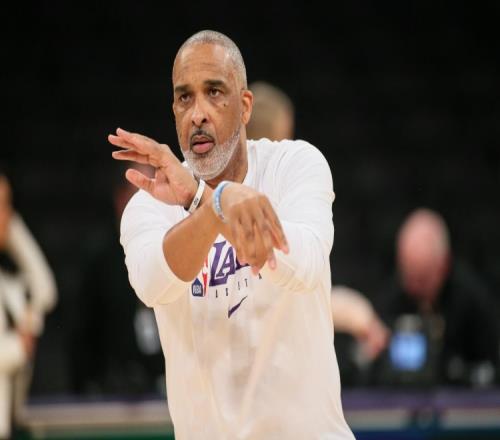 前湖人助教谈园区冠军：大家来到泡泡都是要争冠没夺冠就闭嘴