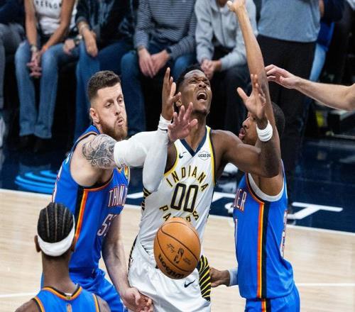 库里42+6+7+3无缘今日最佳球员！因为亚历山大55+8+5+2创8项纪录