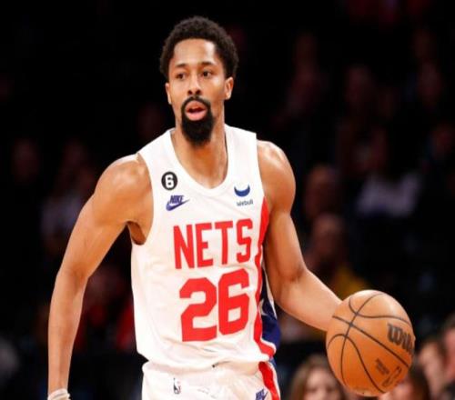 官方：德甲拜仁慕尼黑队正式签下前NBA球员丁威迪