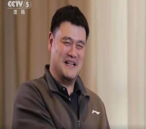姚明：带上海队夺冠才能去NBA，战胜八一队并没有很高兴