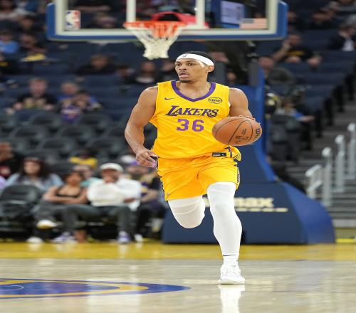 麦穗丰：贝兹利运动能力出色&防守不俗提升持球进攻有望重返NBA