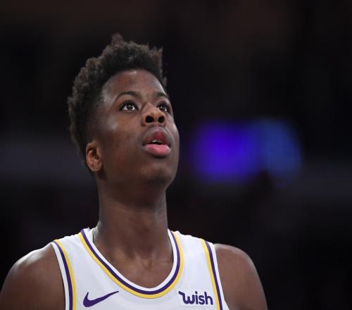 冠军前锋！字母弟科斯塔斯即将签约希腊豪门球队奥林匹亚科斯