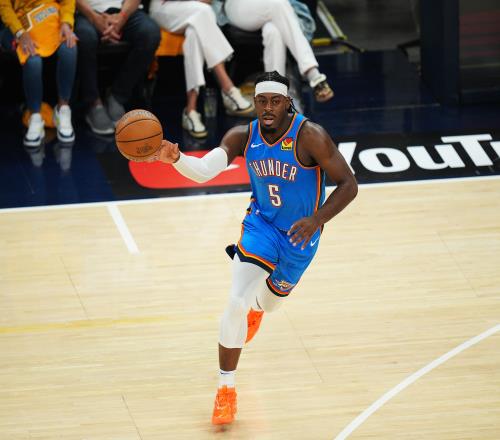 多特谈身披加拿大+海地国旗庆祝：在最大舞台上代表他们感到自豪