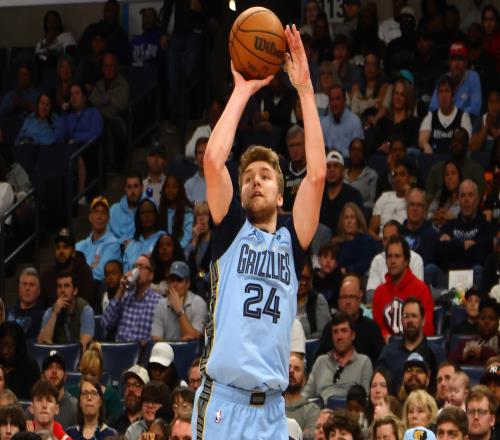 几乎常规赛阵容!首节灰熊领先爵士14分斯潘塞3中3独得10分 几乎常规赛阵容!首节灰熊领先爵士14分斯潘塞3中3独得10分