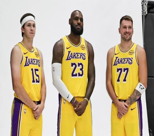 新角色詹姆斯复出后或成湖人老三变身加强版追梦更利好紫金军