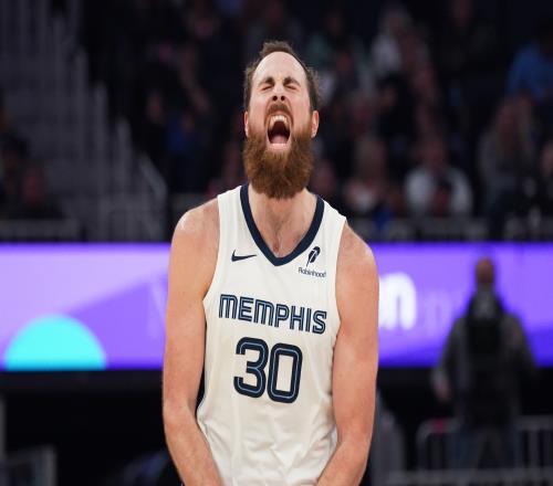 Shams:灰熊将中锋赫夫交易至步行者 Shams:灰熊将中锋赫夫交易至步行者