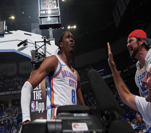 新时代皮蓬杰伦威再度进化亚历山大从体能枯竭到2战66分得谢他