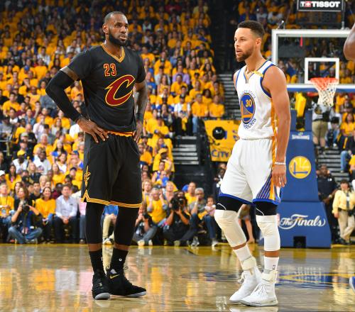 近10年的最佳阵容都有谁库里&字母常年霸榜老詹无一年缺席