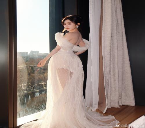 “太老了、网红脸”！美娜与王楚钦传恋情绯闻社媒评论区被冲