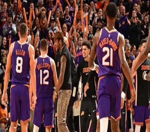 他在NBA的两次进球，隔了2754天