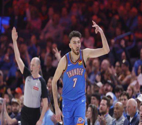 名记：切特因下背部紧张缺席雷霆与国王的比赛，卡鲁索将复出