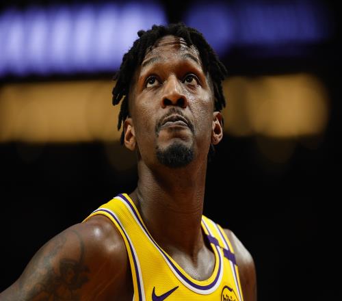 杀人犯的儿子这是芬尼史密斯的故事他已成东詹最可靠护法