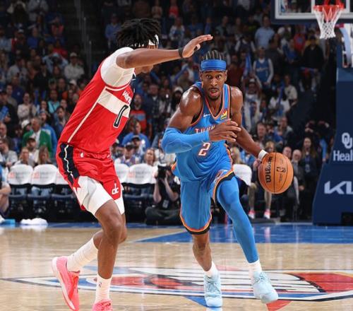 西部排名又变了：马刺创NBA奇迹，掘金收大礼，2队排名互换