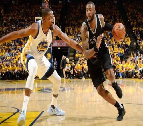 NBA人物志被遗忘的马刺名宿，用150元报名费，换来千万高薪