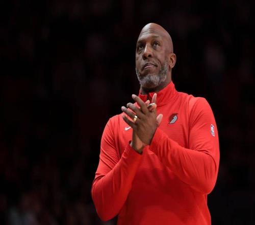 从主帅被捕到3胜1负！开拓者上演“逆境剧本”，胜爵士延续势头