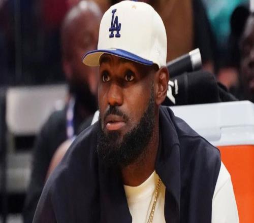 美媒建议马刺4换2追詹姆斯，两大历史级状元联手争冠！湖人也得利