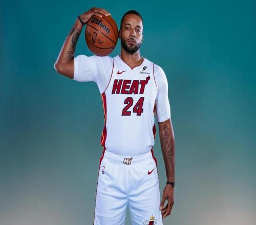 热火队记：球队头号得分手鲍威尔因伤缺席今日战黄蜂