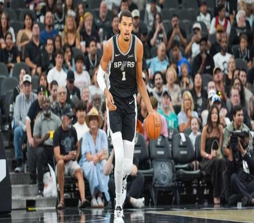 勇士队格林预测马刺队的维克托文班亚马，将获得罕见的MVP称号